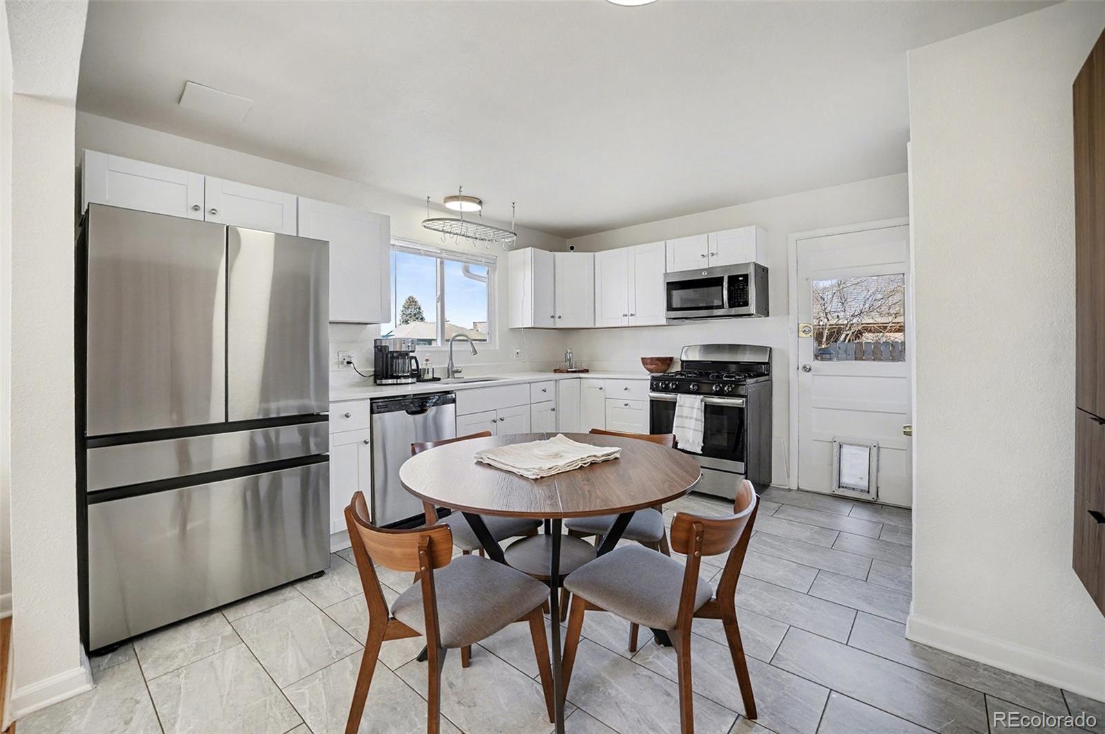 Photo of Listing #4427561