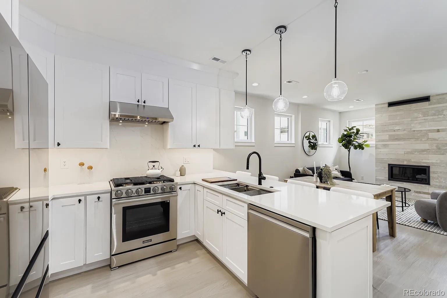 Photo of Listing #4435712