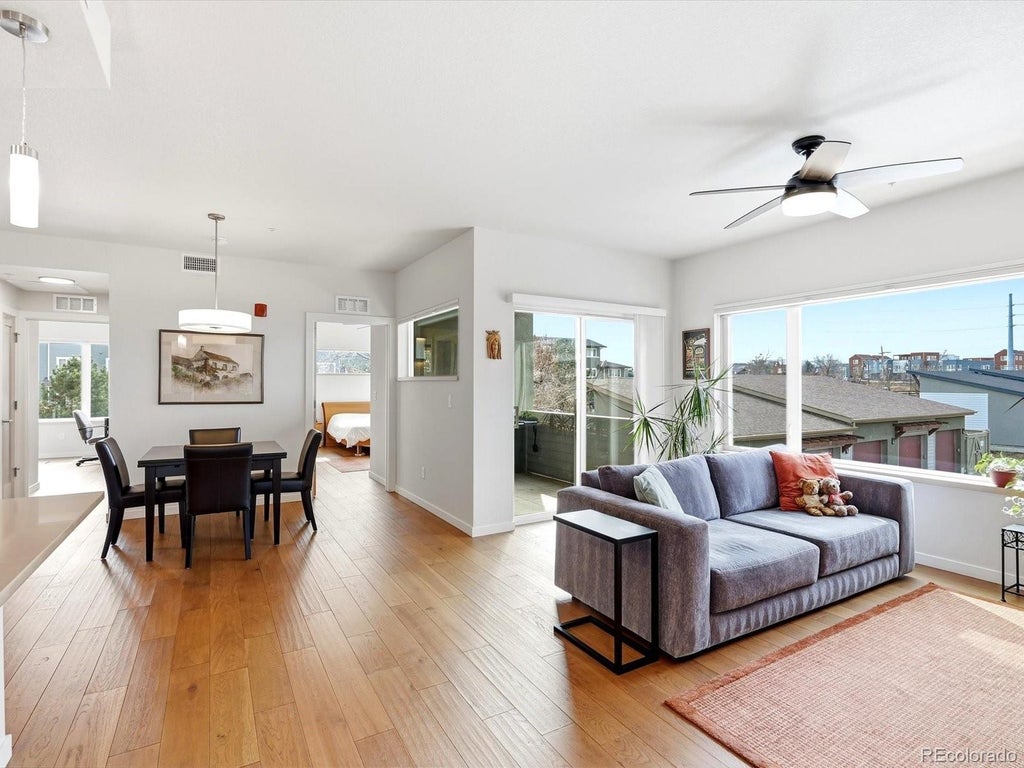 1316 Snowberry Lane 202, Louisville