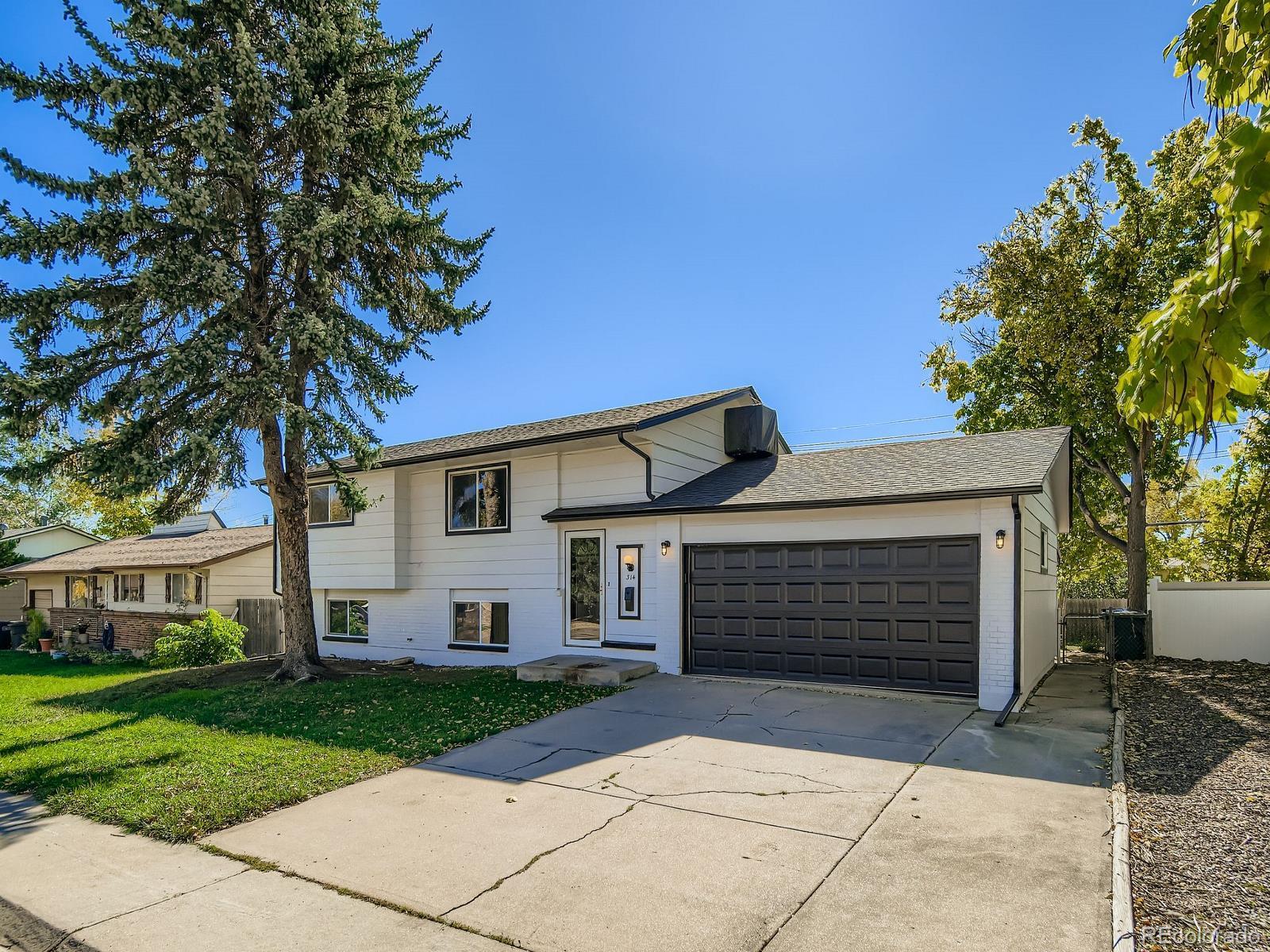 Photo of Listing #4449383