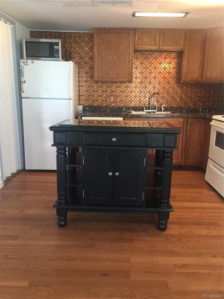 Photo of Listing #4474706