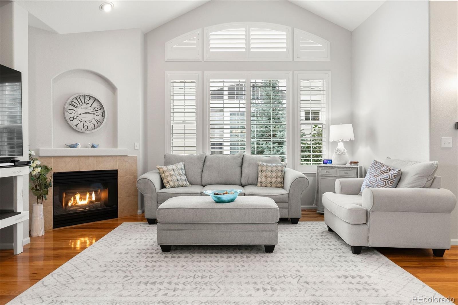 Photo of Listing #4489367