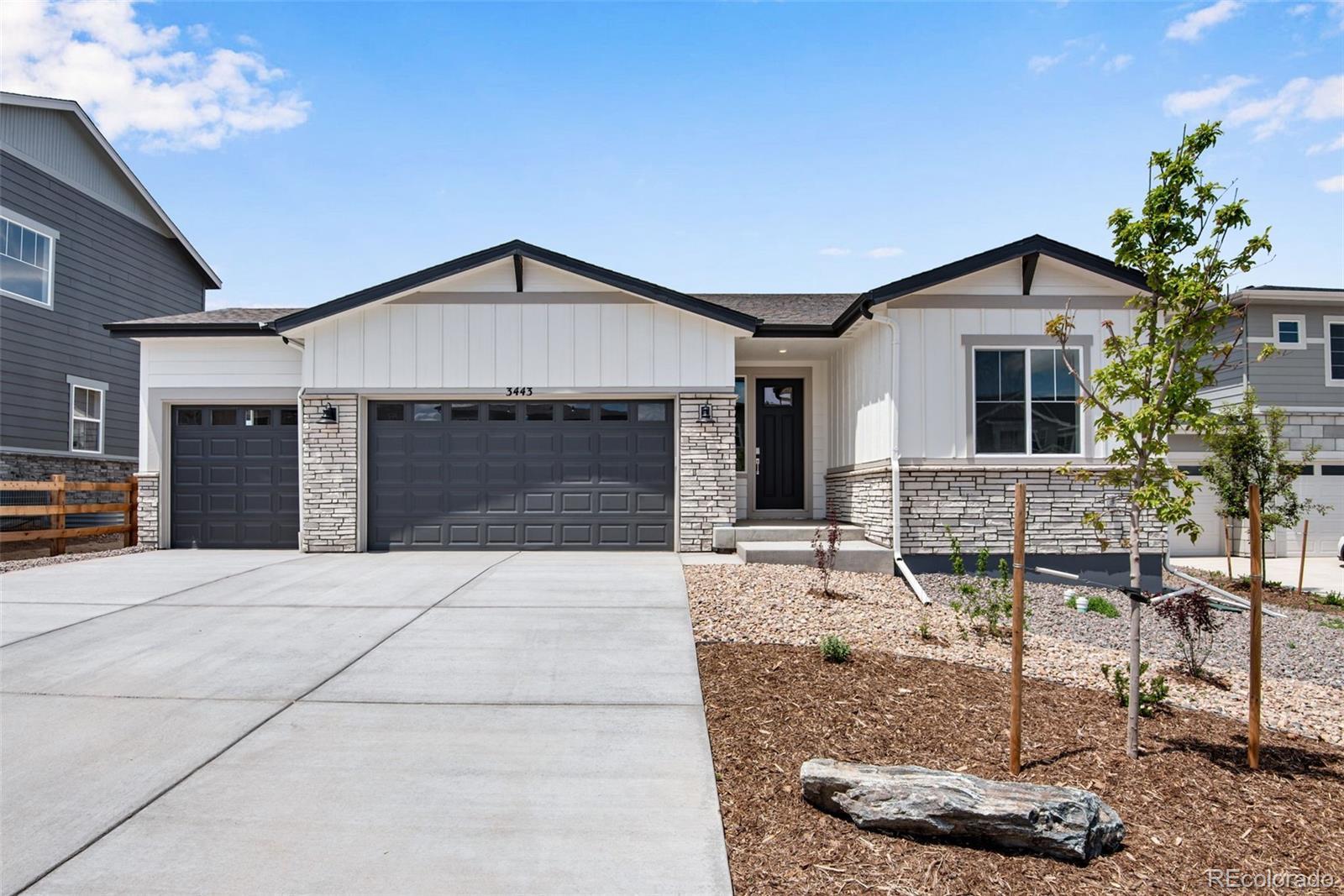 Photo of Listing #4489587