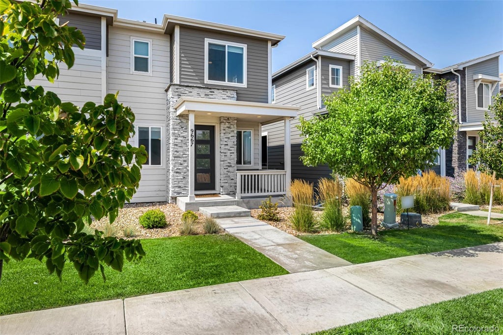 9667 Walden Street, Commerce City