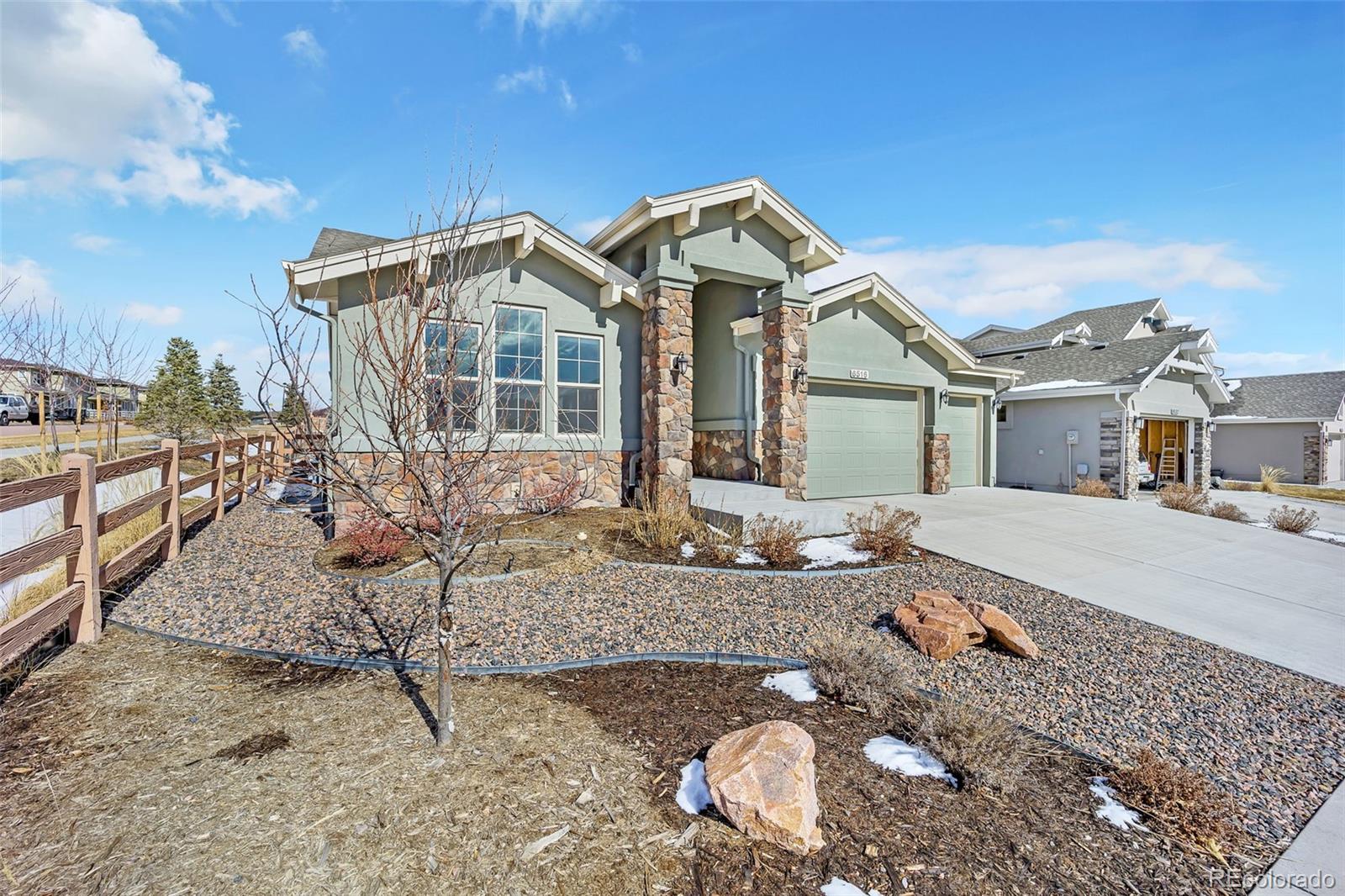 Photo of Listing #4495668