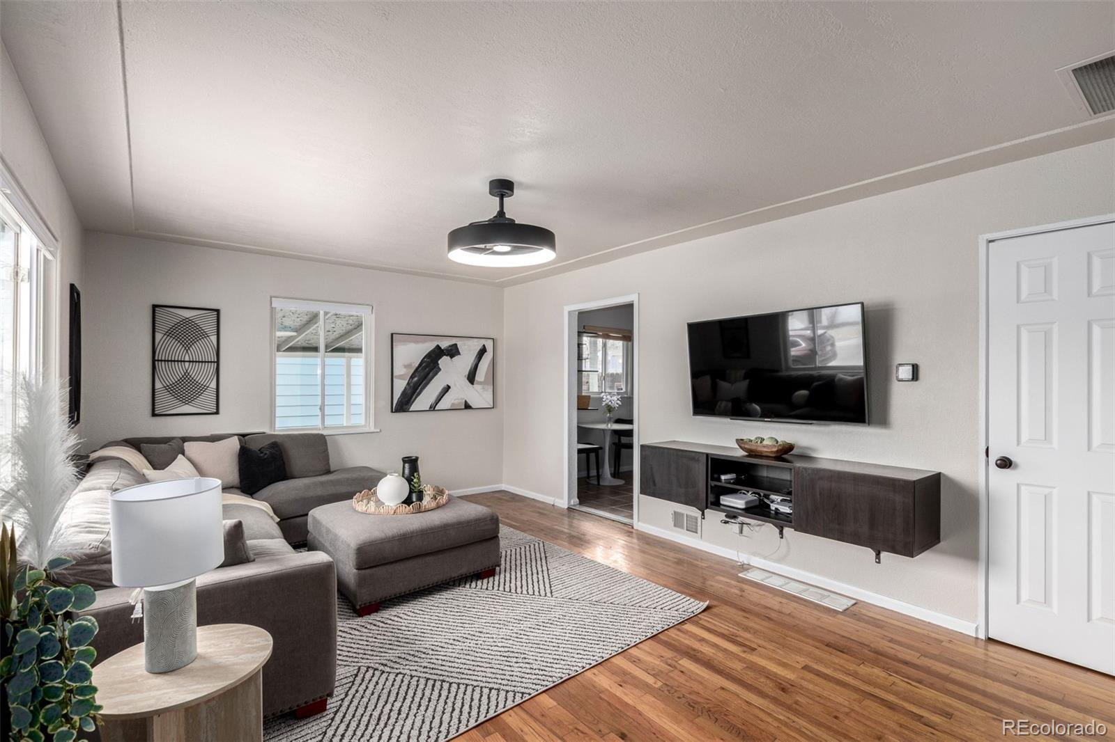 Photo of Listing #4505572