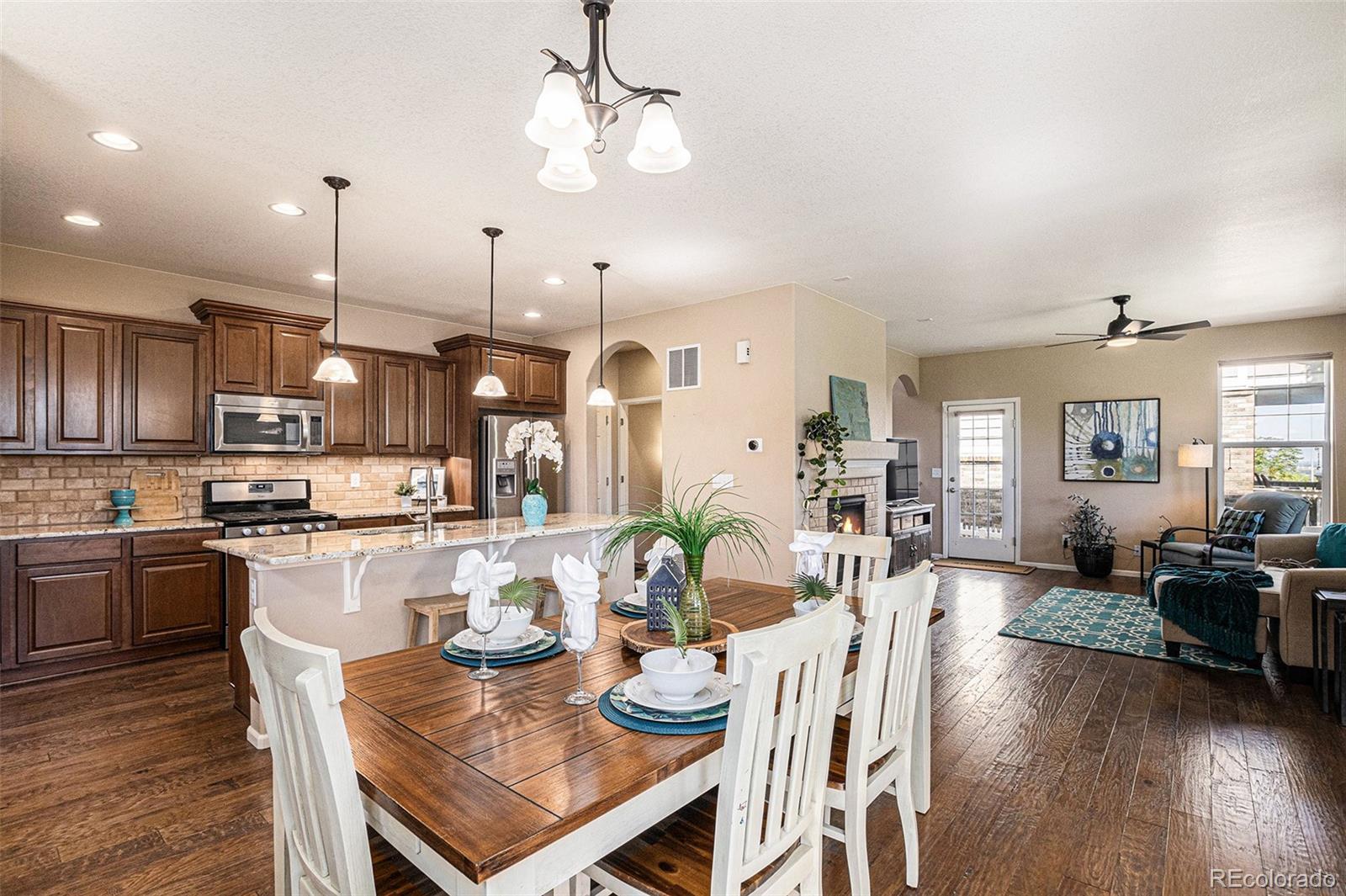 Photo of Listing #4549755