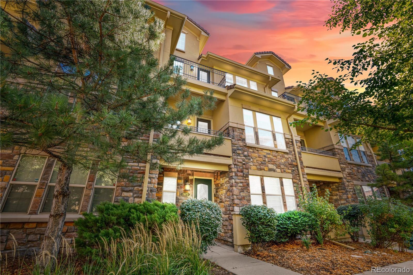 Photo of Listing #4652096