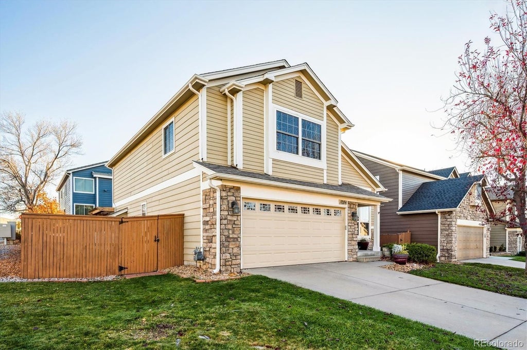 3204 White Oak Street, Highlands Ranch