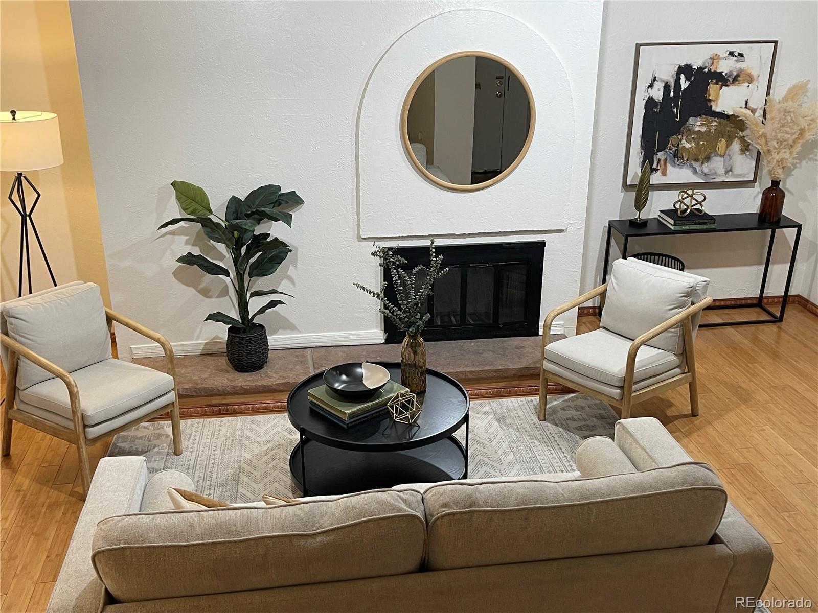 Photo of Listing #4689121