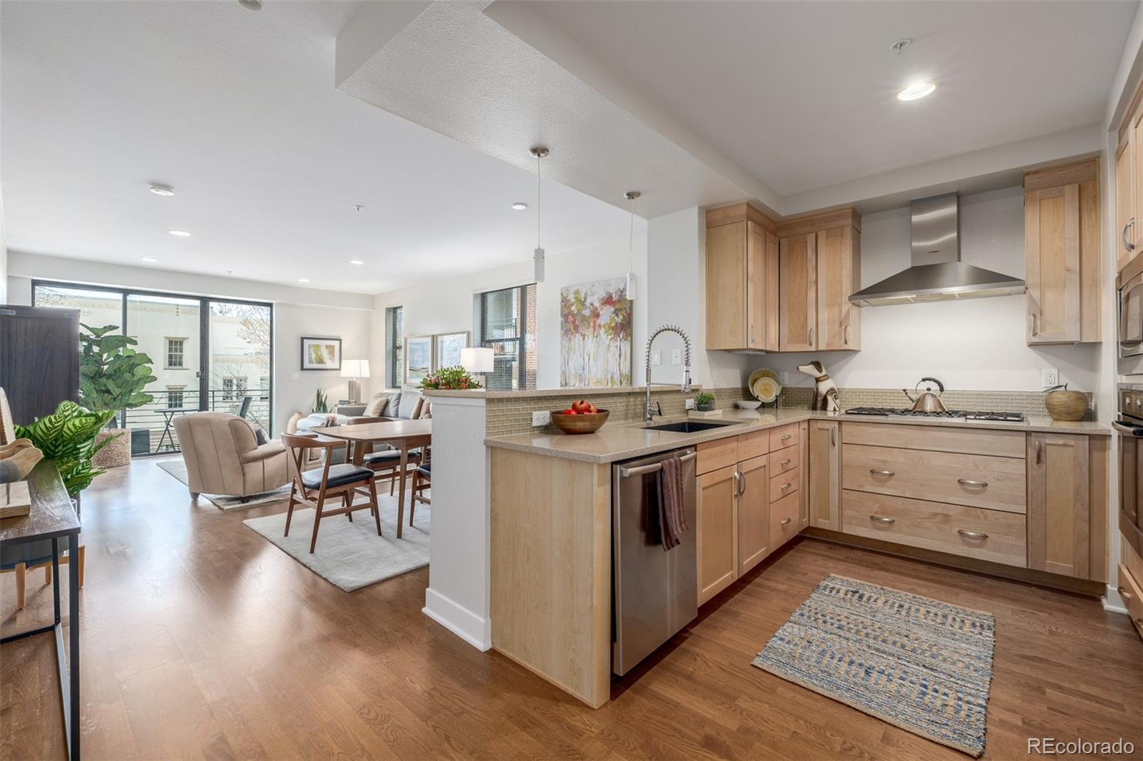 Photo of Listing #4755796