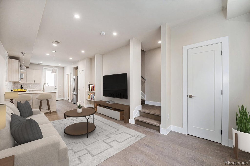 409 Harrison Street 2, Denver