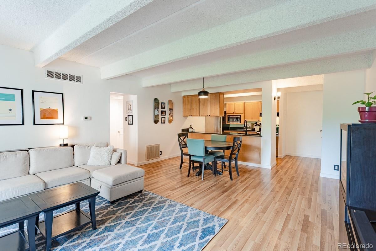 Photo of Listing #4868046