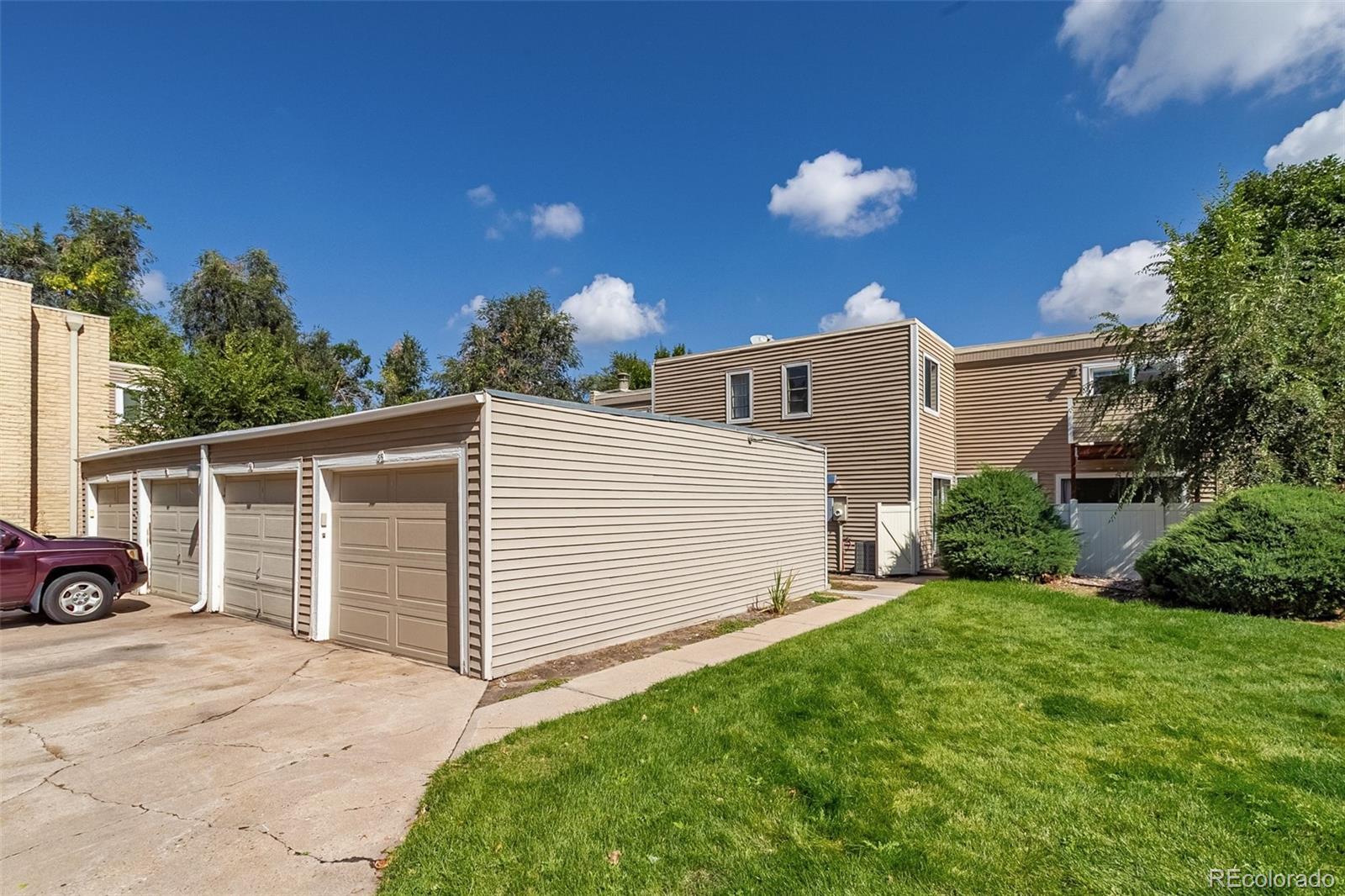 Photo of Listing #4882461