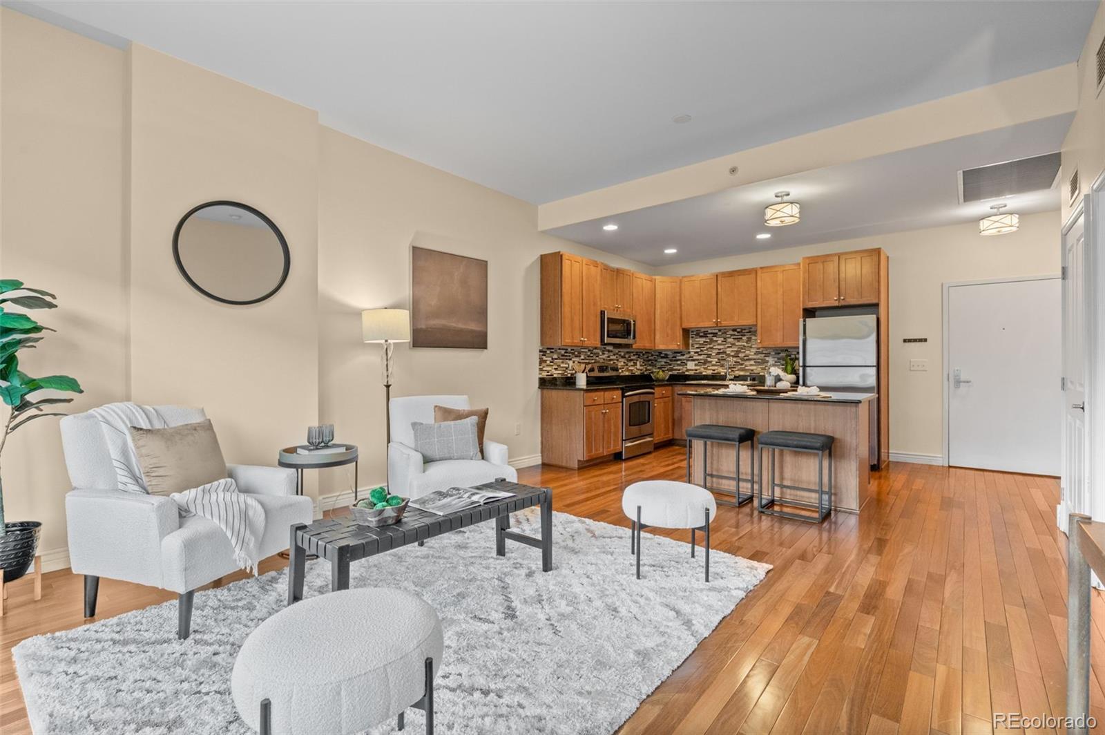 Photo of Listing #4886445