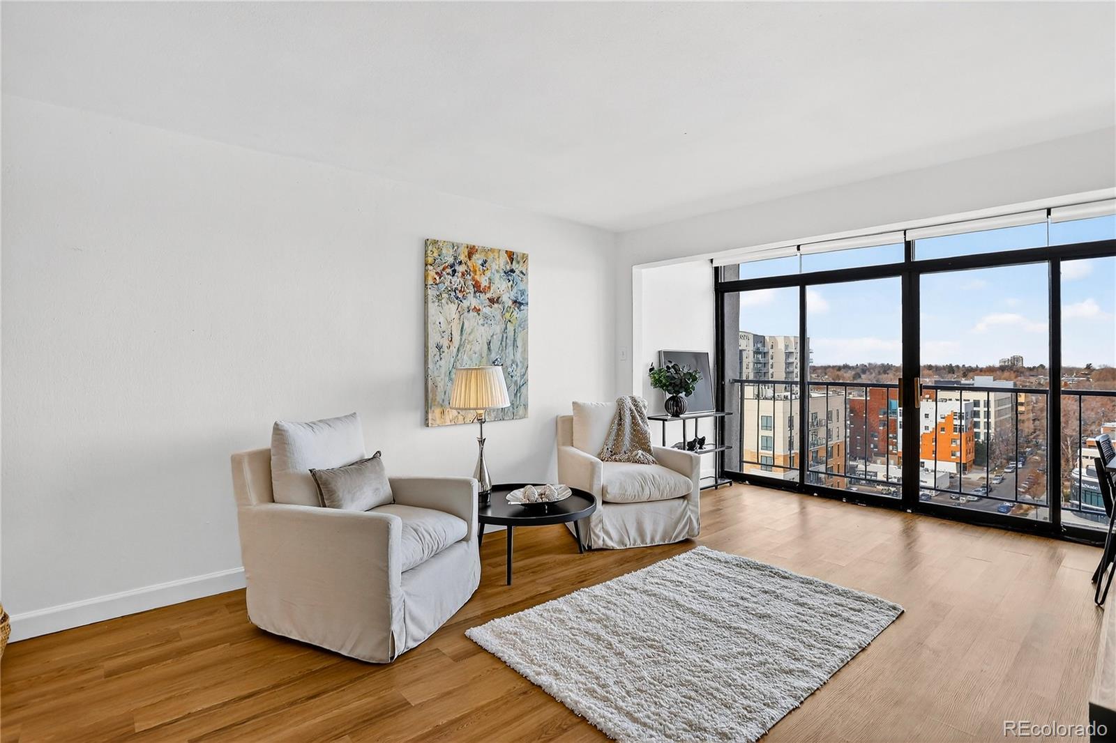 Photo of Listing #4887373