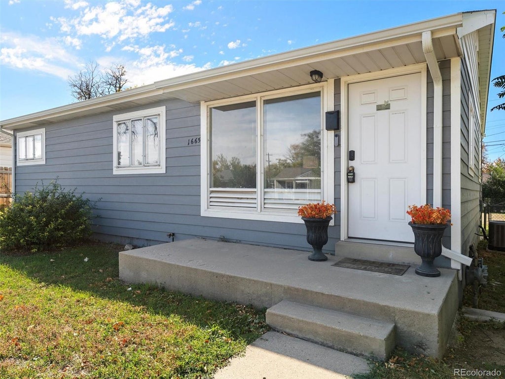 1665 Lima Street, Aurora