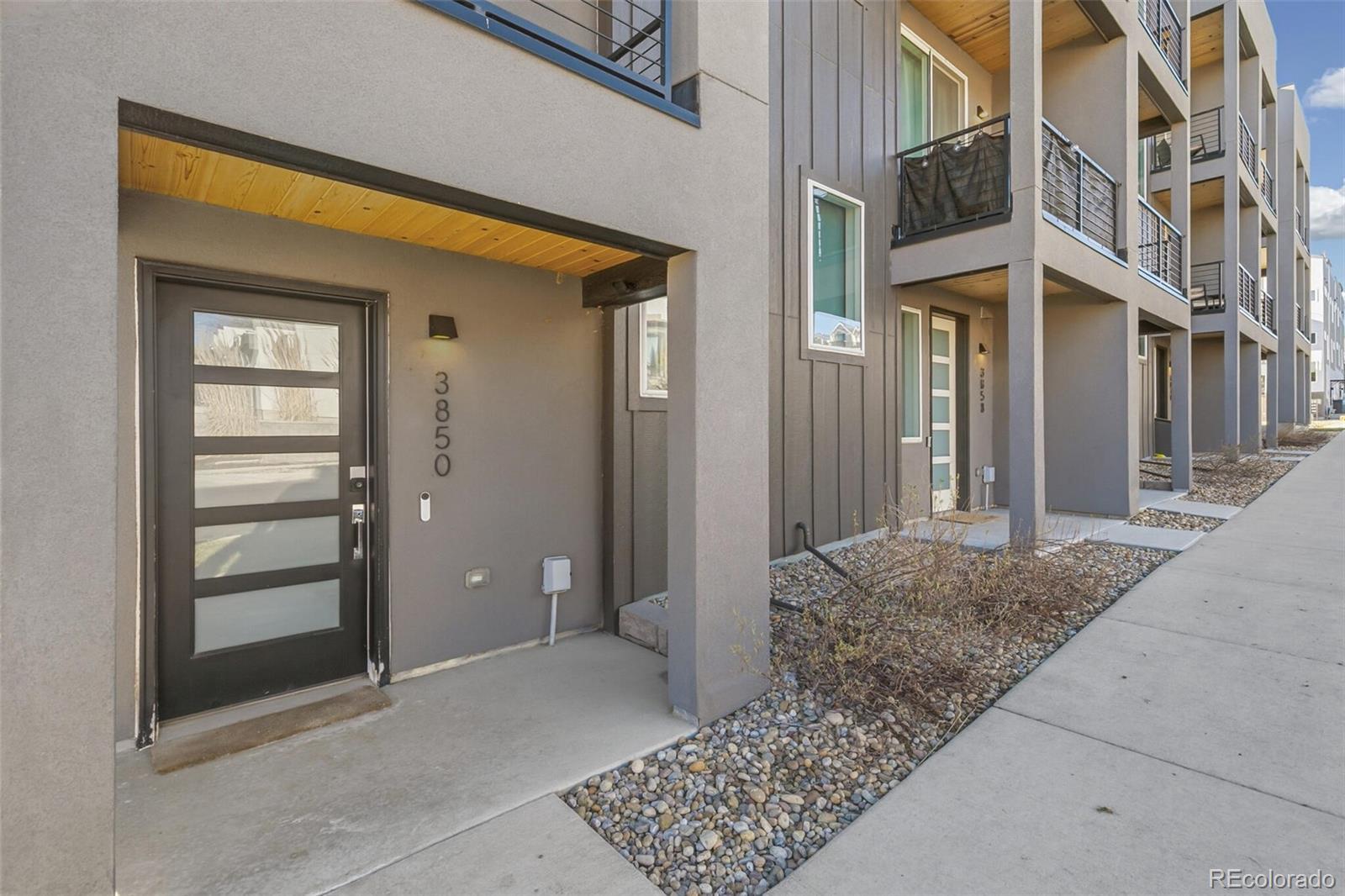 Photo of Listing #4889282