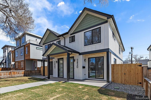 2430 Ames Street, Edgewater