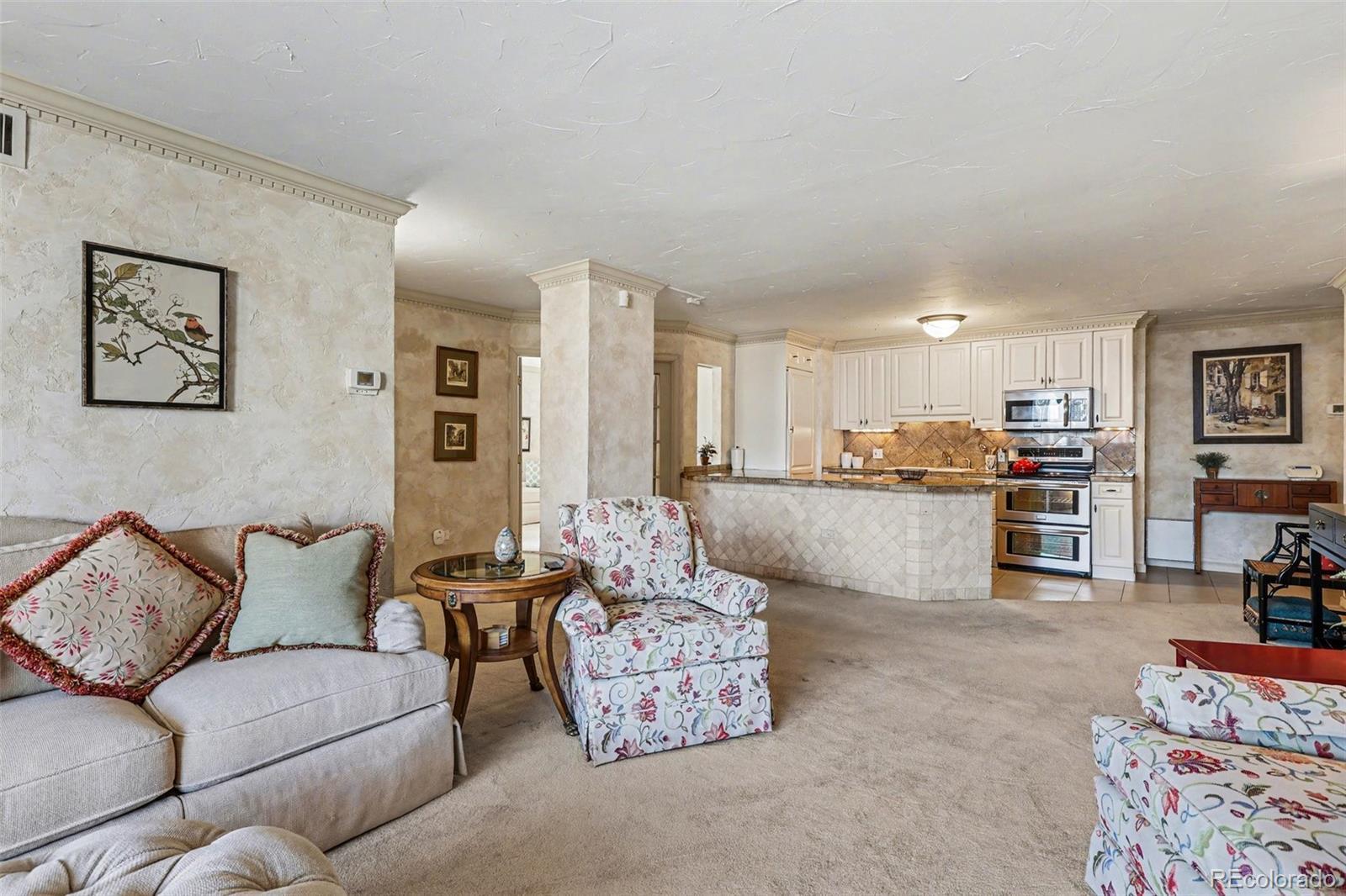 Photo of Listing #4979274