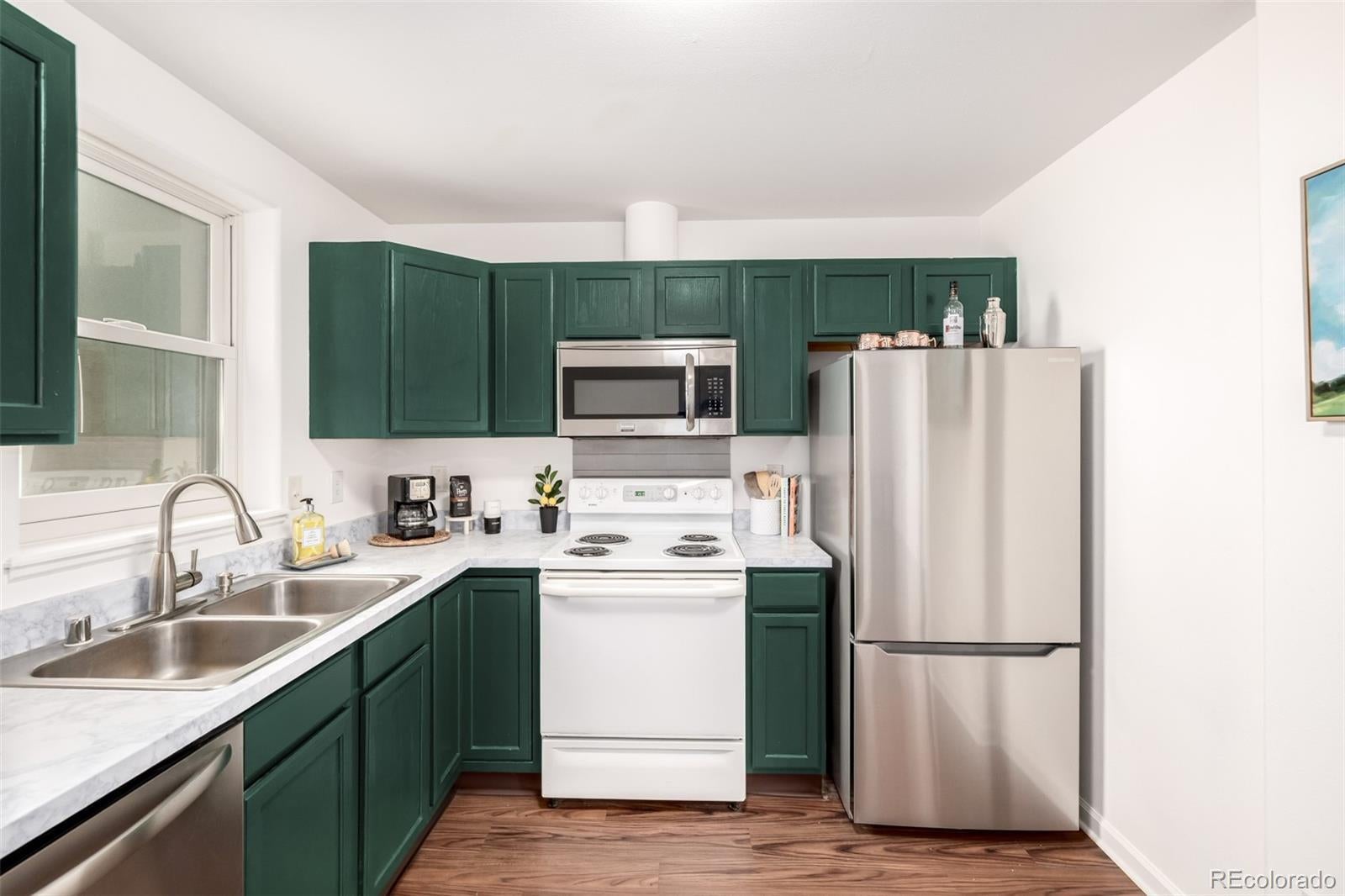 Photo of Listing #4987943