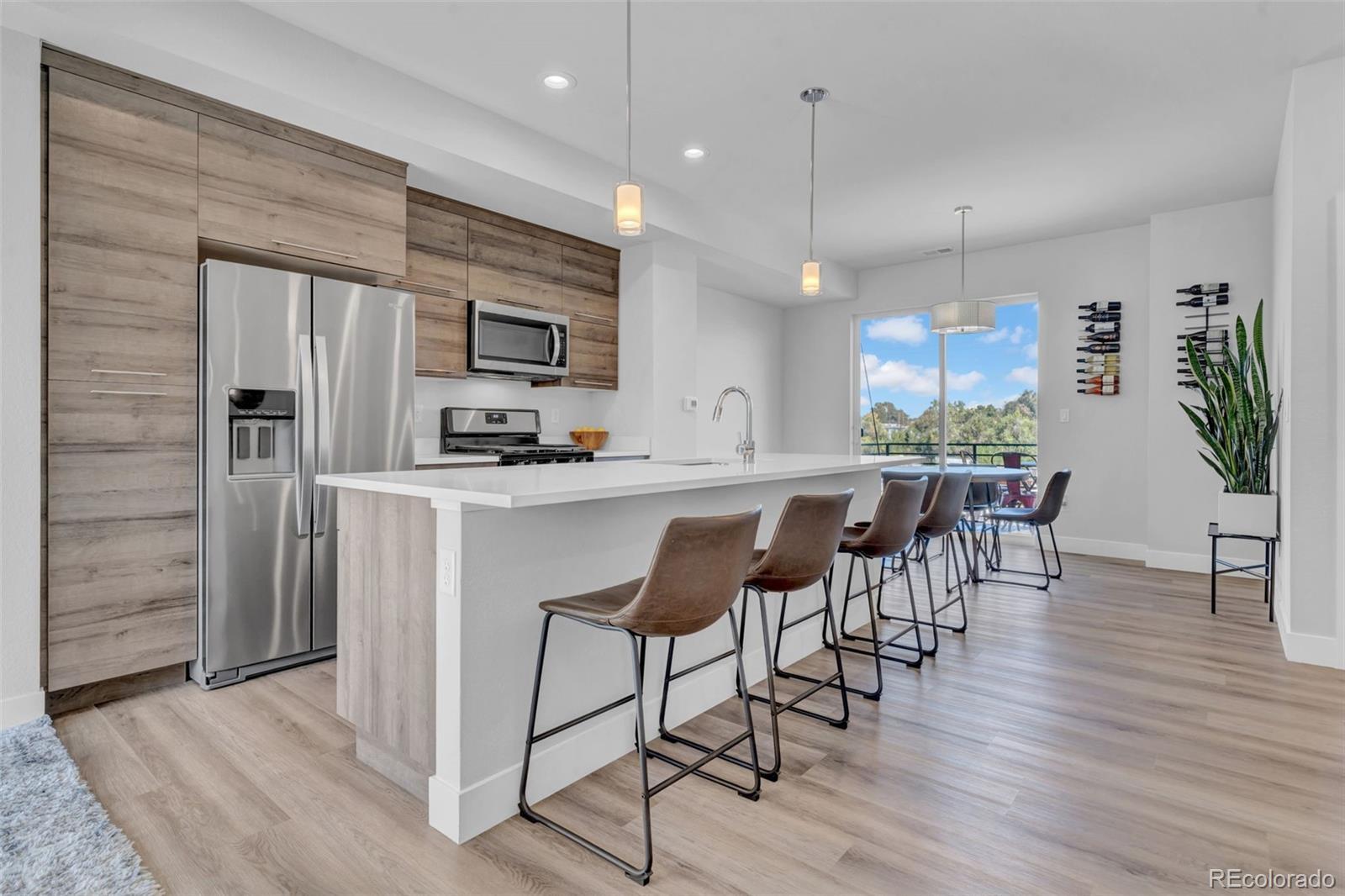 Photo of Listing #4993844