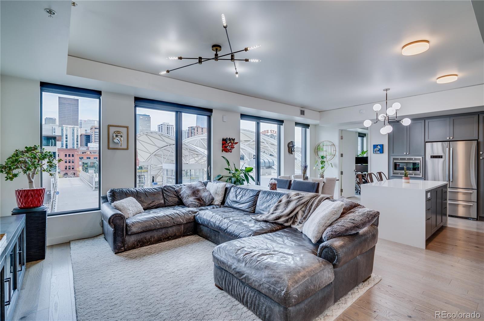 Photo of Listing #4998190