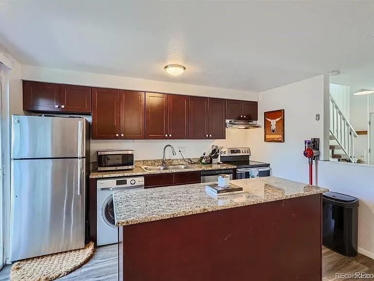 Photo of Listing #5039881