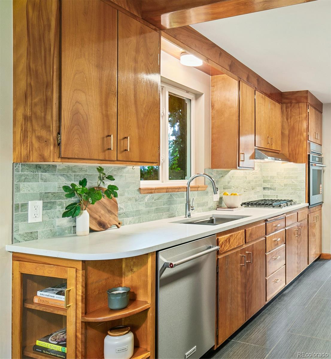 Photo of Listing #5105368