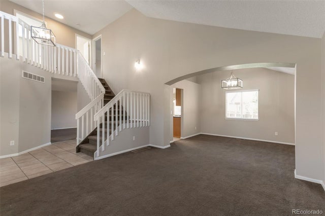 5327 S Ukraine Street, Aurora