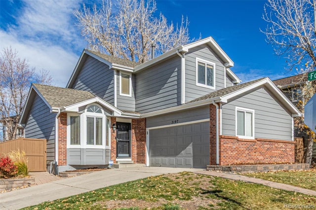 3197 Foxhill Place, Highlands Ranch