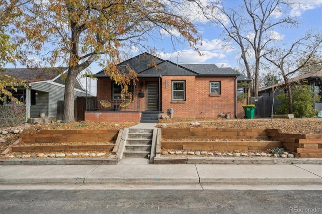 3820 S Delaware Street, Englewood