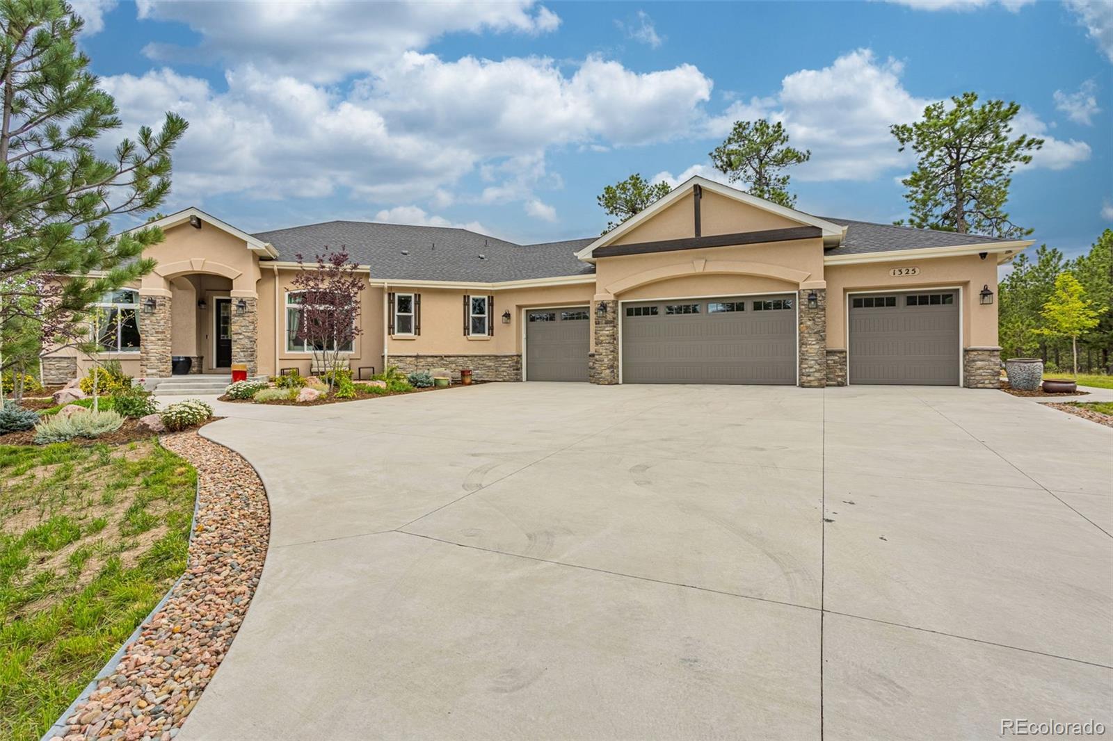 Photo of Listing #5235954