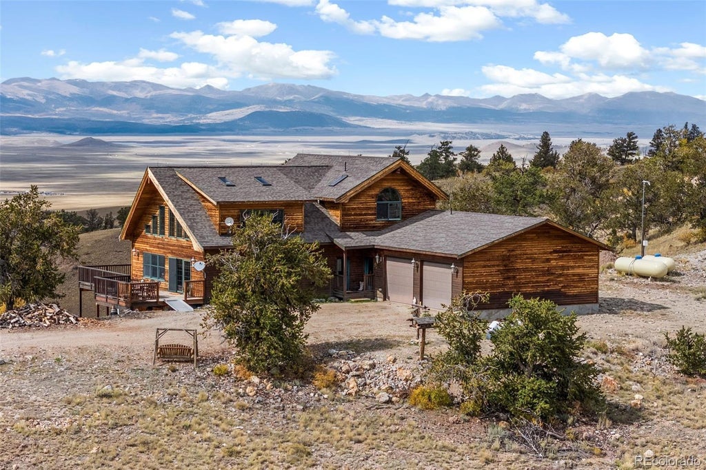 76 No Place Road, Hartsel