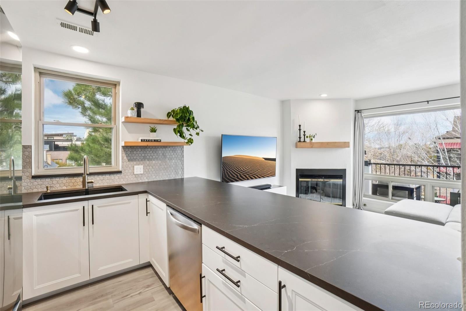 Photo of Listing #5293218