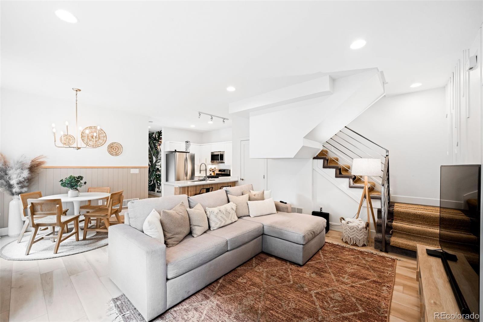 Photo of Listing #5301888