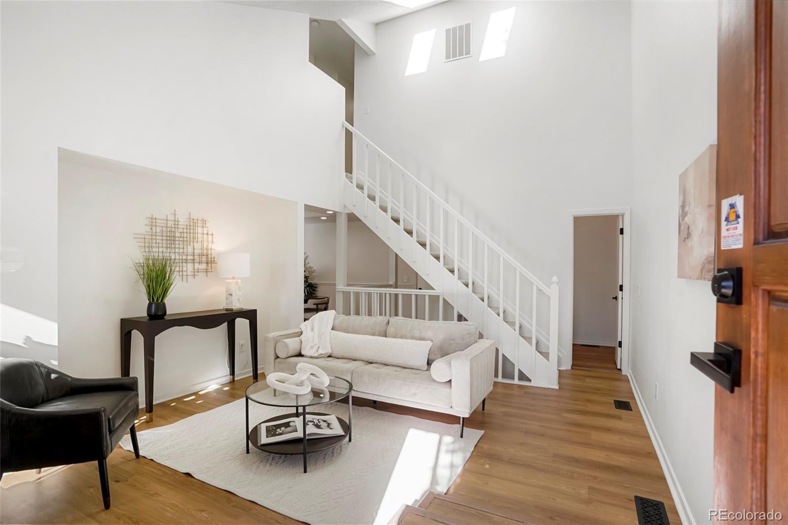 Photo of Listing #5302005