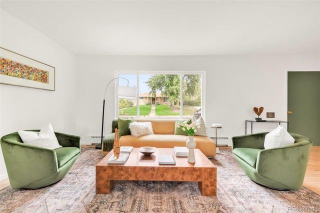 405 S Krameria Street, Denver