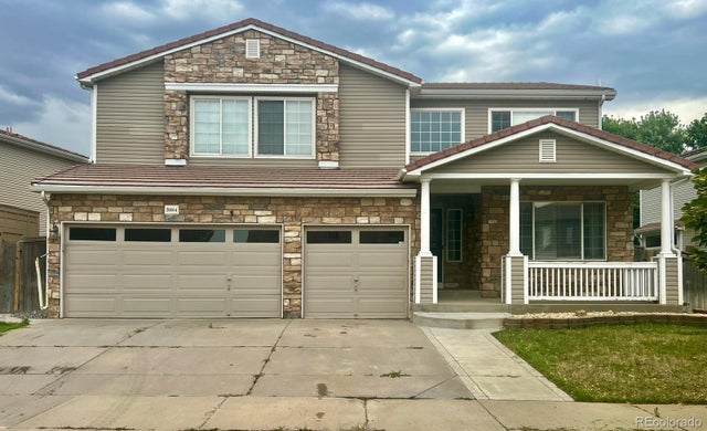 20864 E 49th Avenue, Denver