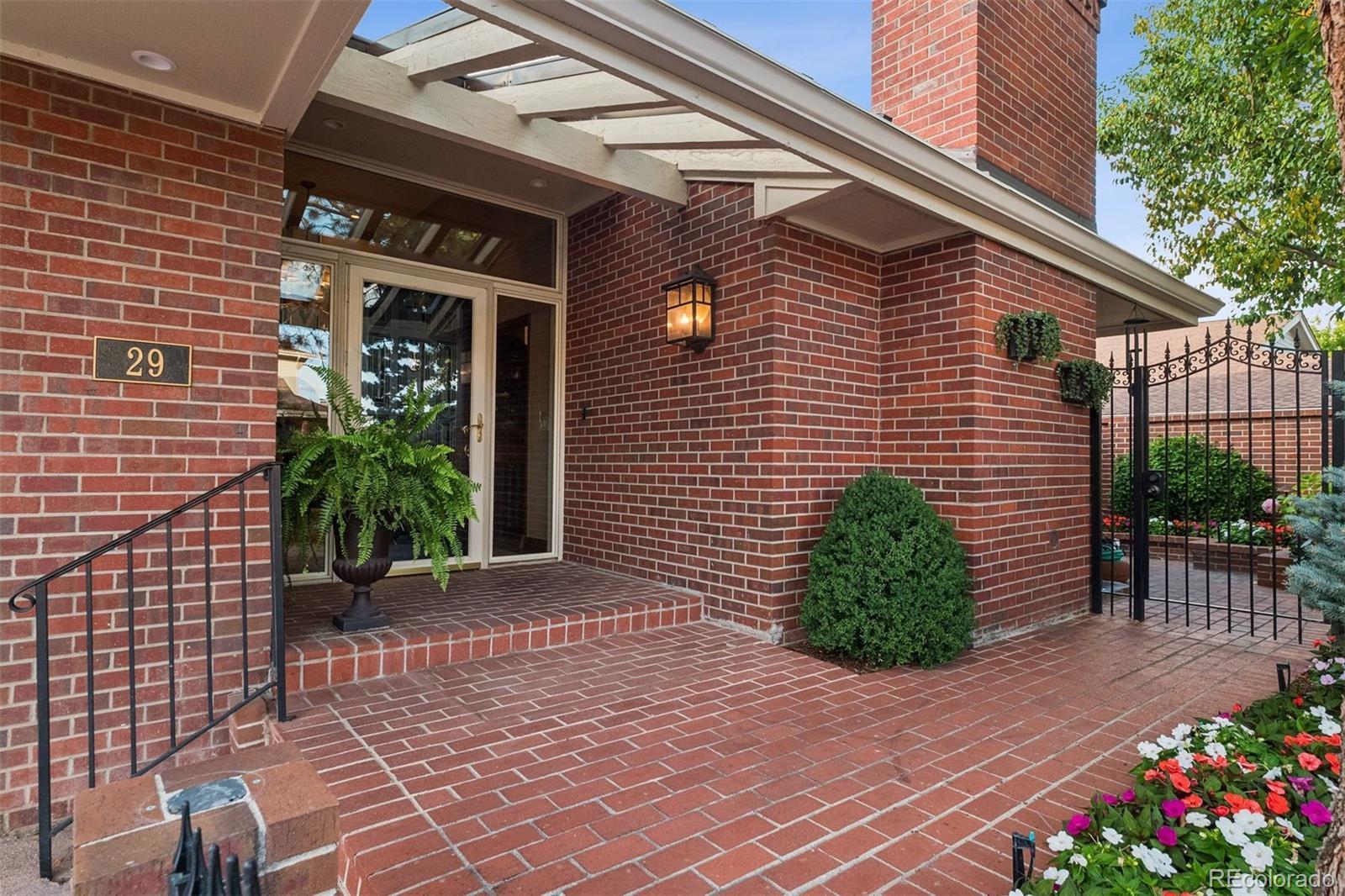 Photo of Listing #5454797