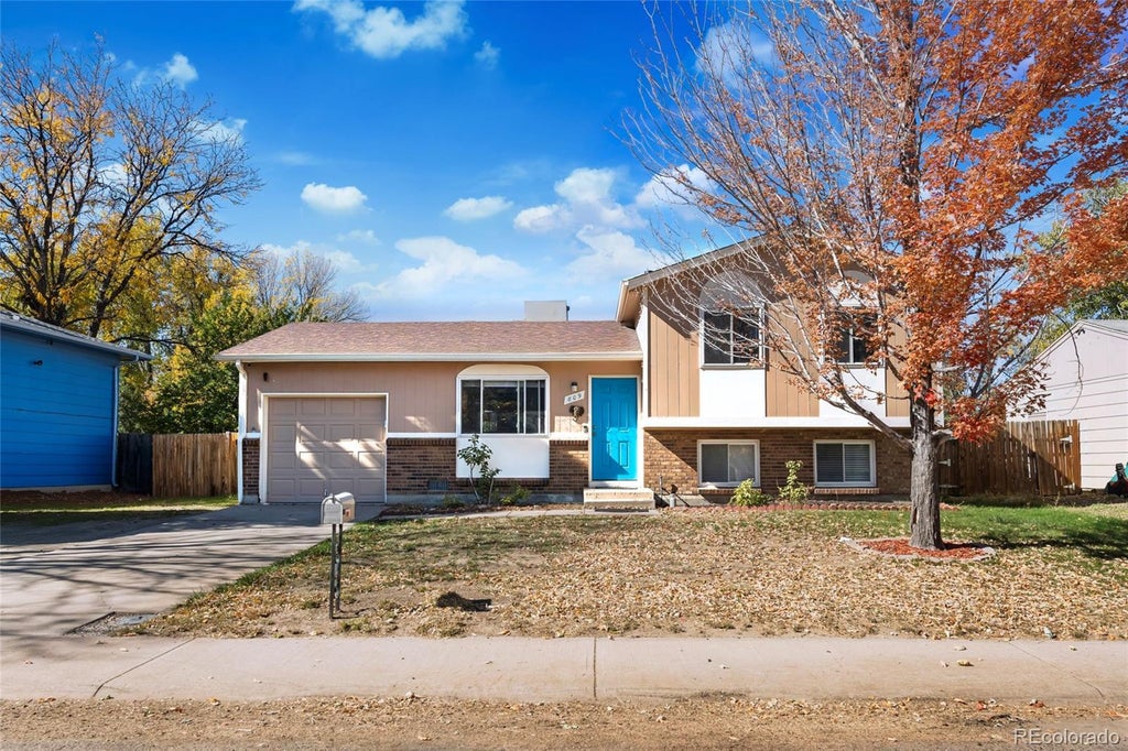 809 S Nome Street, Aurora