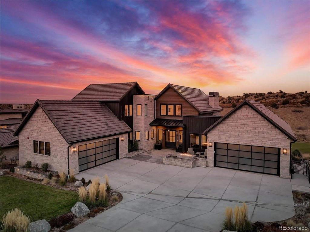 7536 Raphael Lane, Littleton