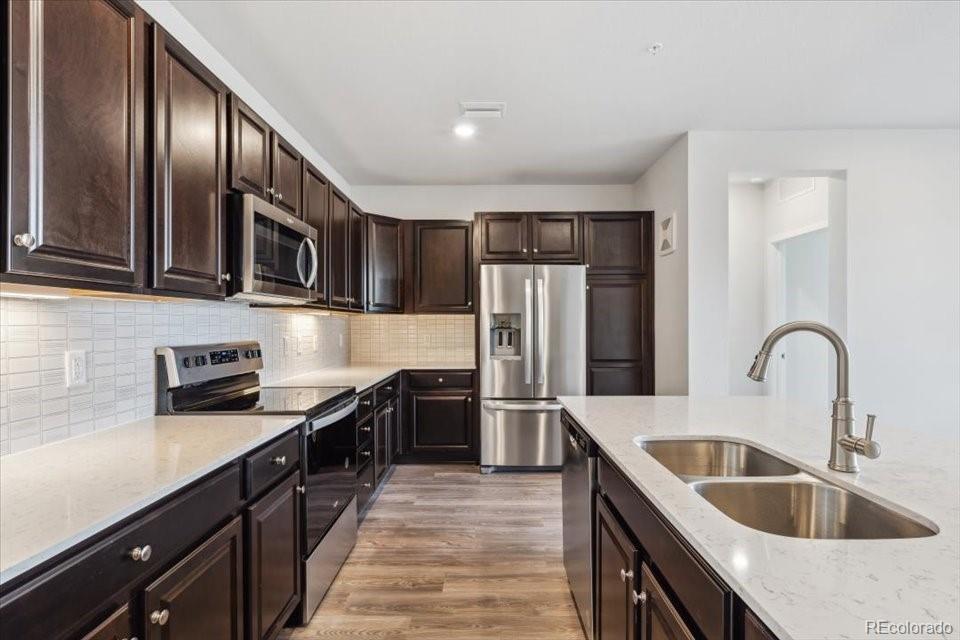 Photo of Listing #5631867