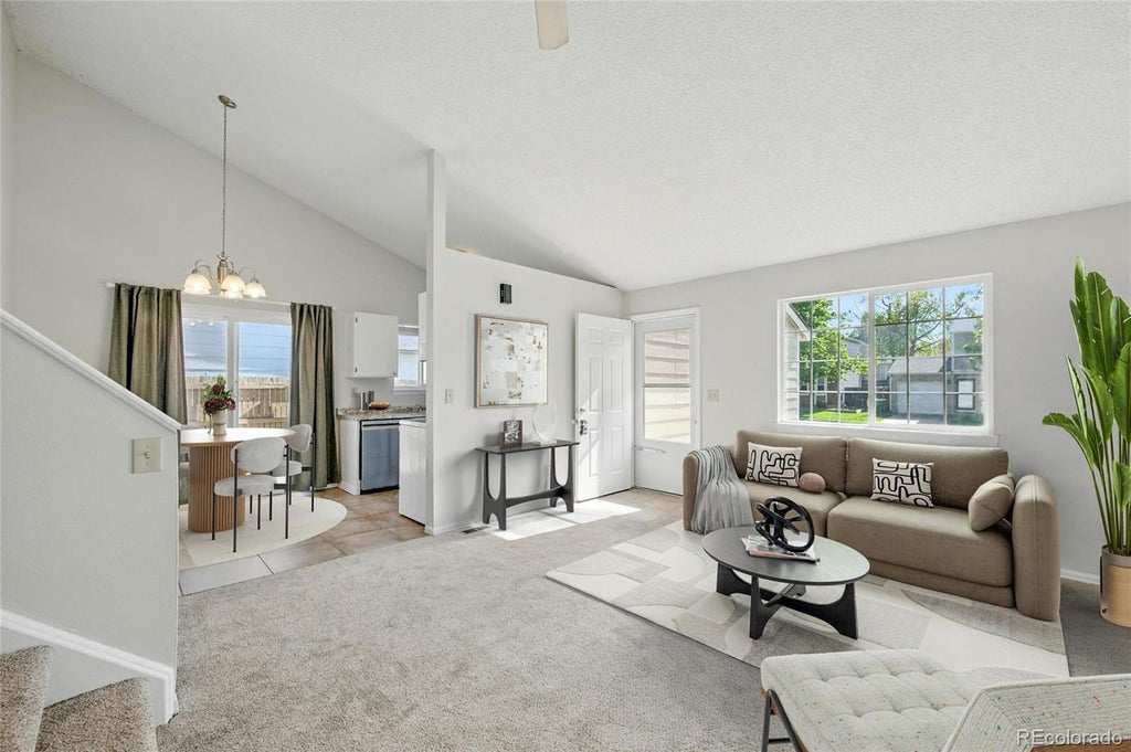 17593 E Temple Drive, Aurora