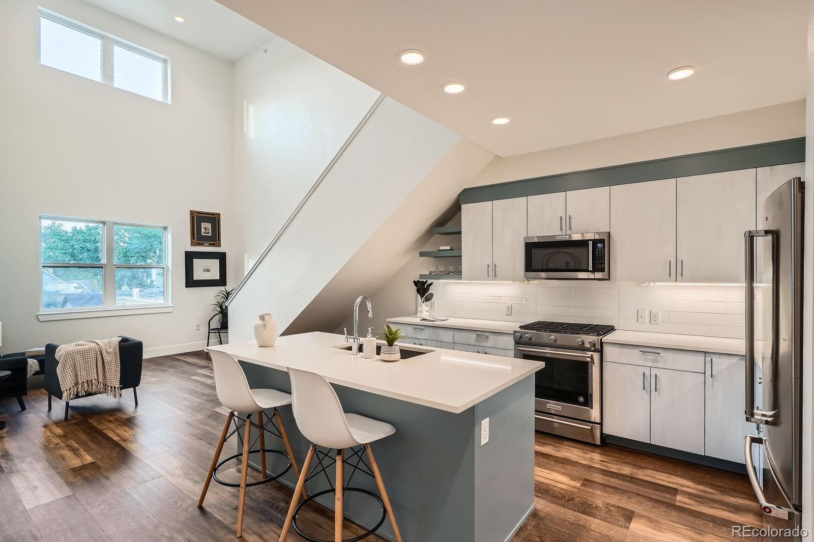 Photo of Listing #5694811