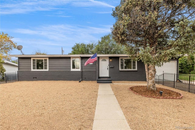 7809 Greenleaf Lane, Denver