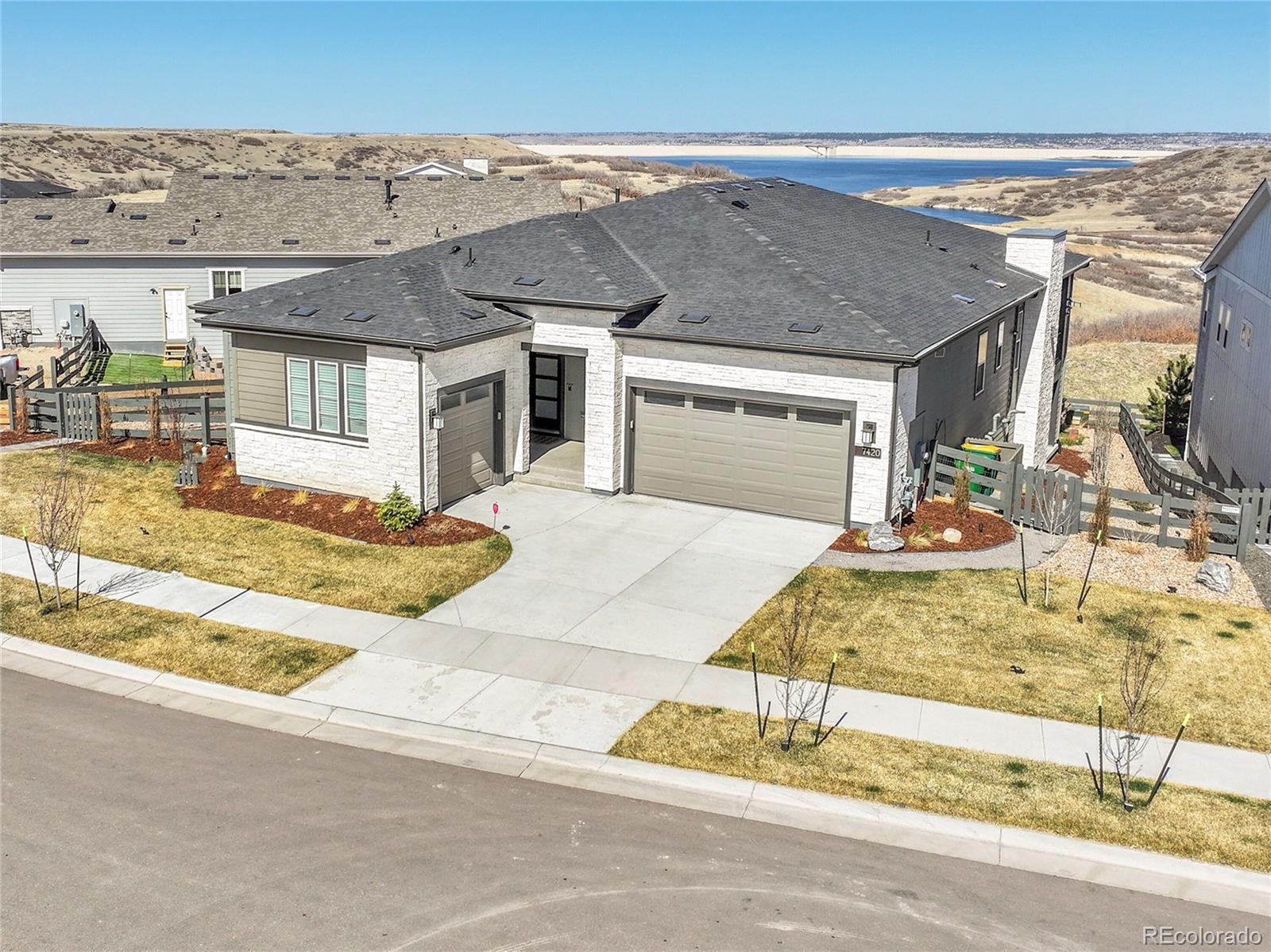 Photo of Listing #5724637