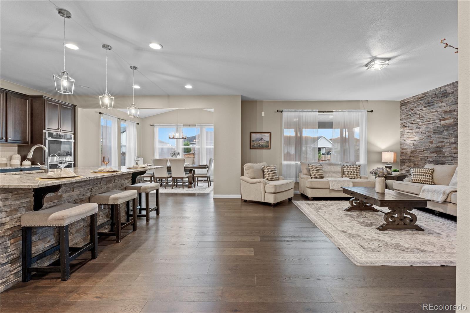 Photo of Listing #5758662