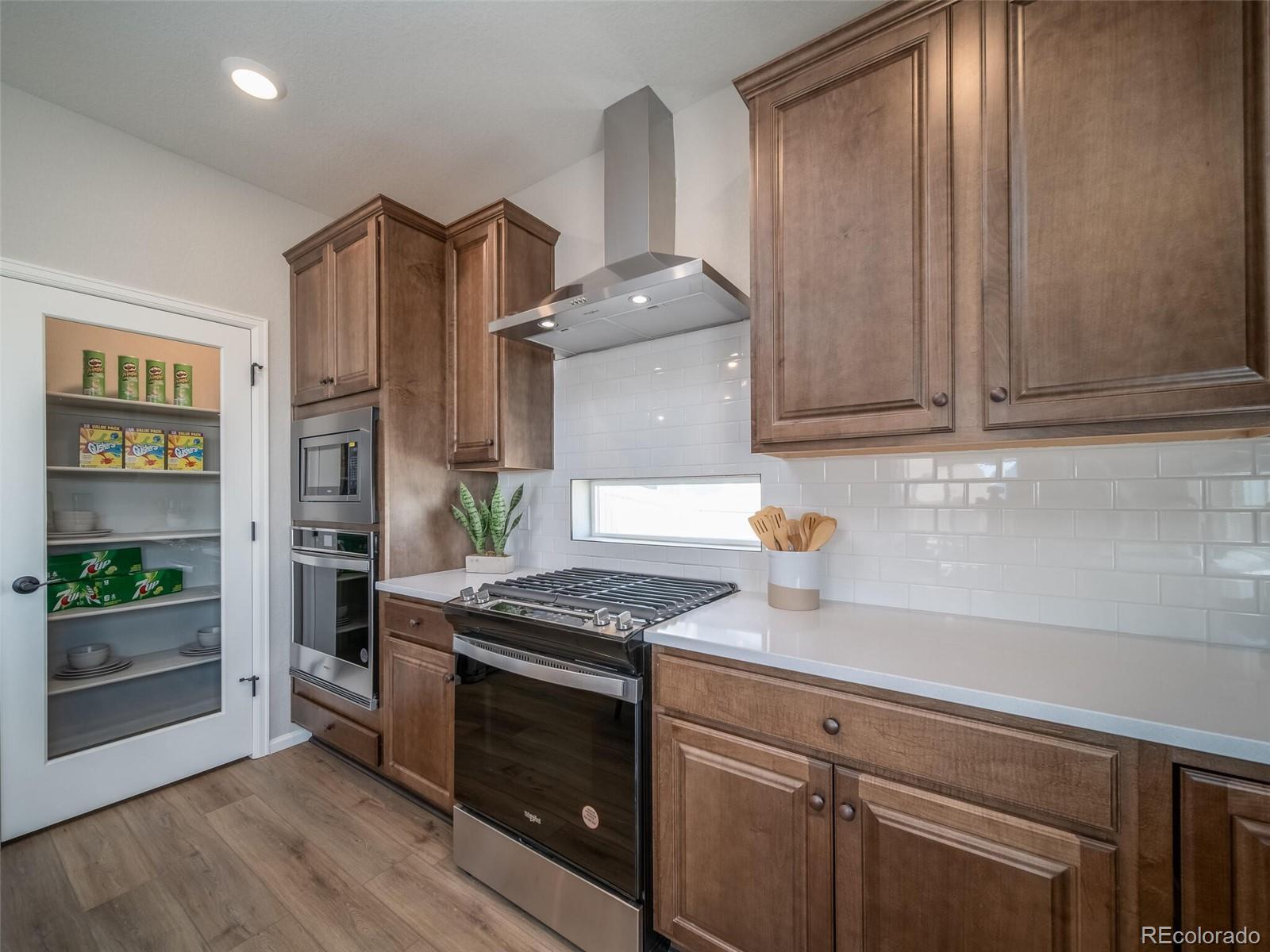 Photo of Listing #5784850