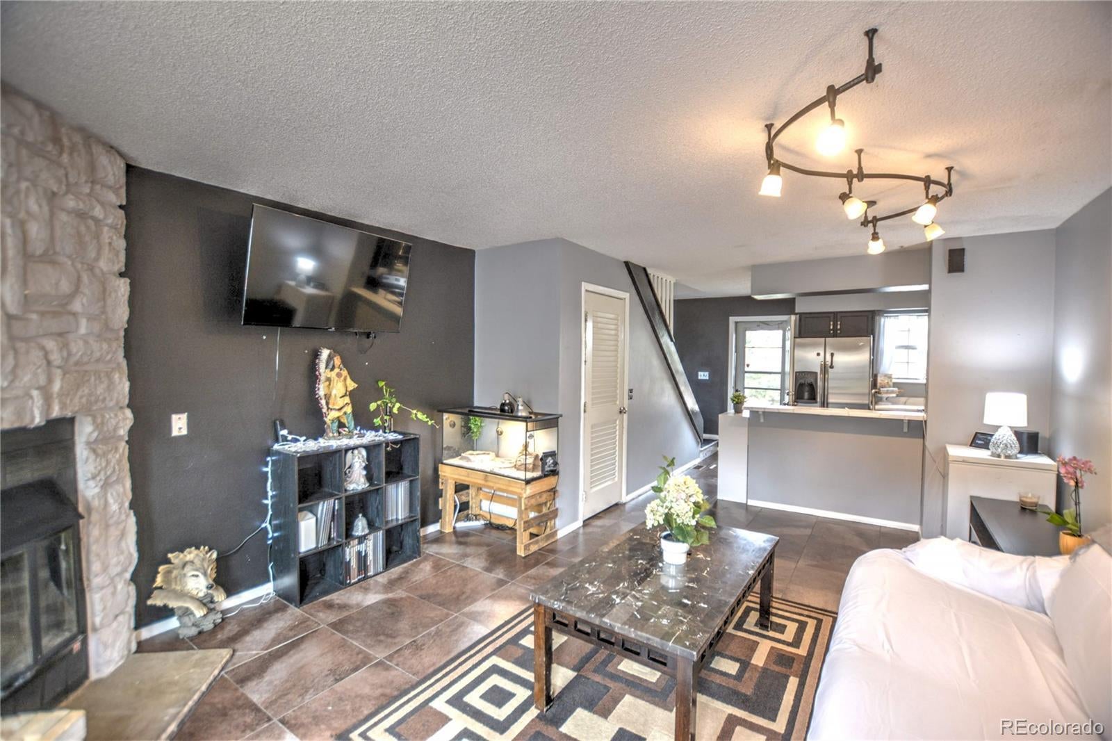 Photo of Listing #5787557